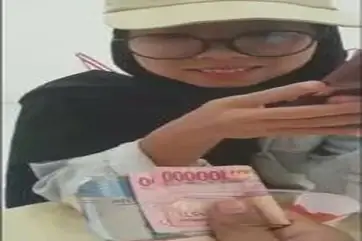 Ukhti Bispak Hijab Cantik Pasrah Goyang Kasur